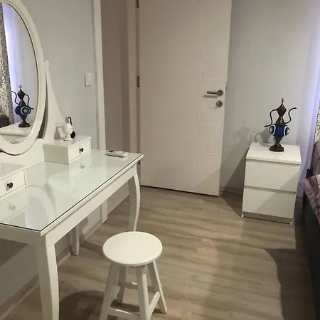 Lara Denize Sifir Havuzlu Lueks Esyali Muhtesem Ev *