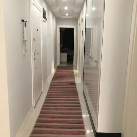 شقة Lara Denize Sifir Havuzlu Lueks Esyali Muhtesem Ev *